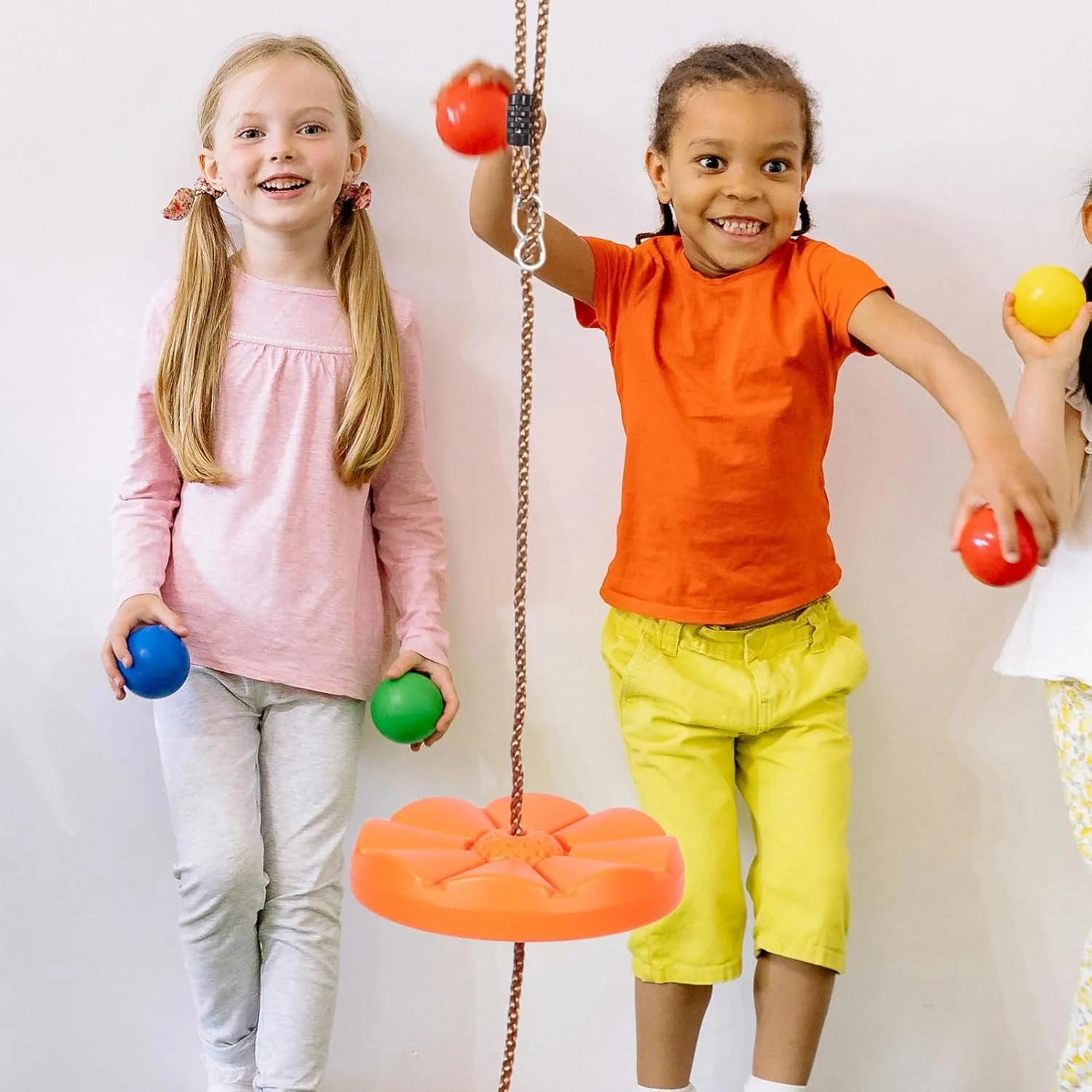 and Girls Portable Hanging Swing for Backyard Garden Easy Installation Enhances Coordination Parent Bonding Suitable for All Seasons seminar Outdoor Plastic Swing Disc for Boys 