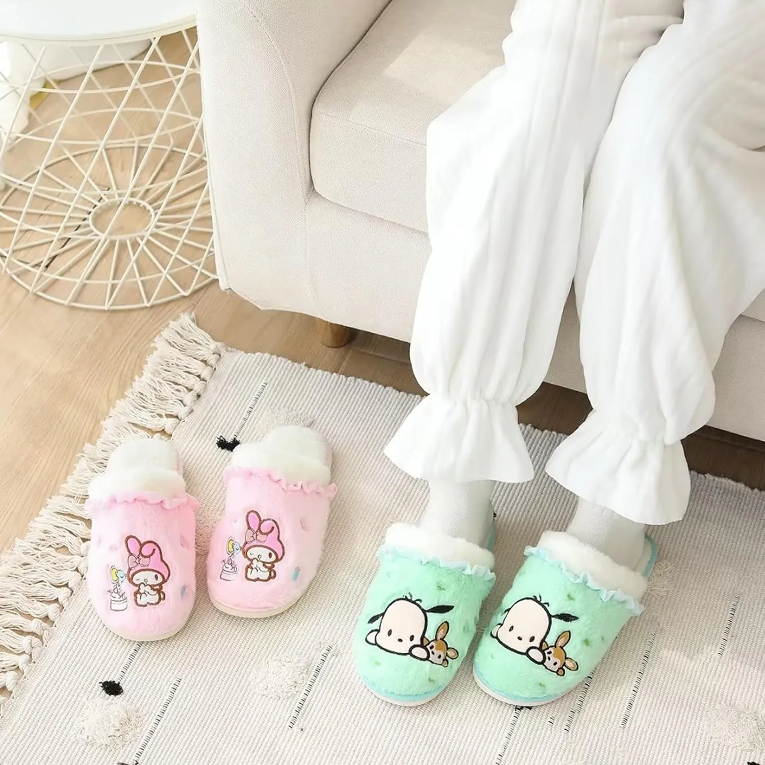 Back Floor Slippers Indoor Shoes Fuzzy Slippers with Rubber Sole for decorator Women Roffatide Cartoon Cute Plush Open 