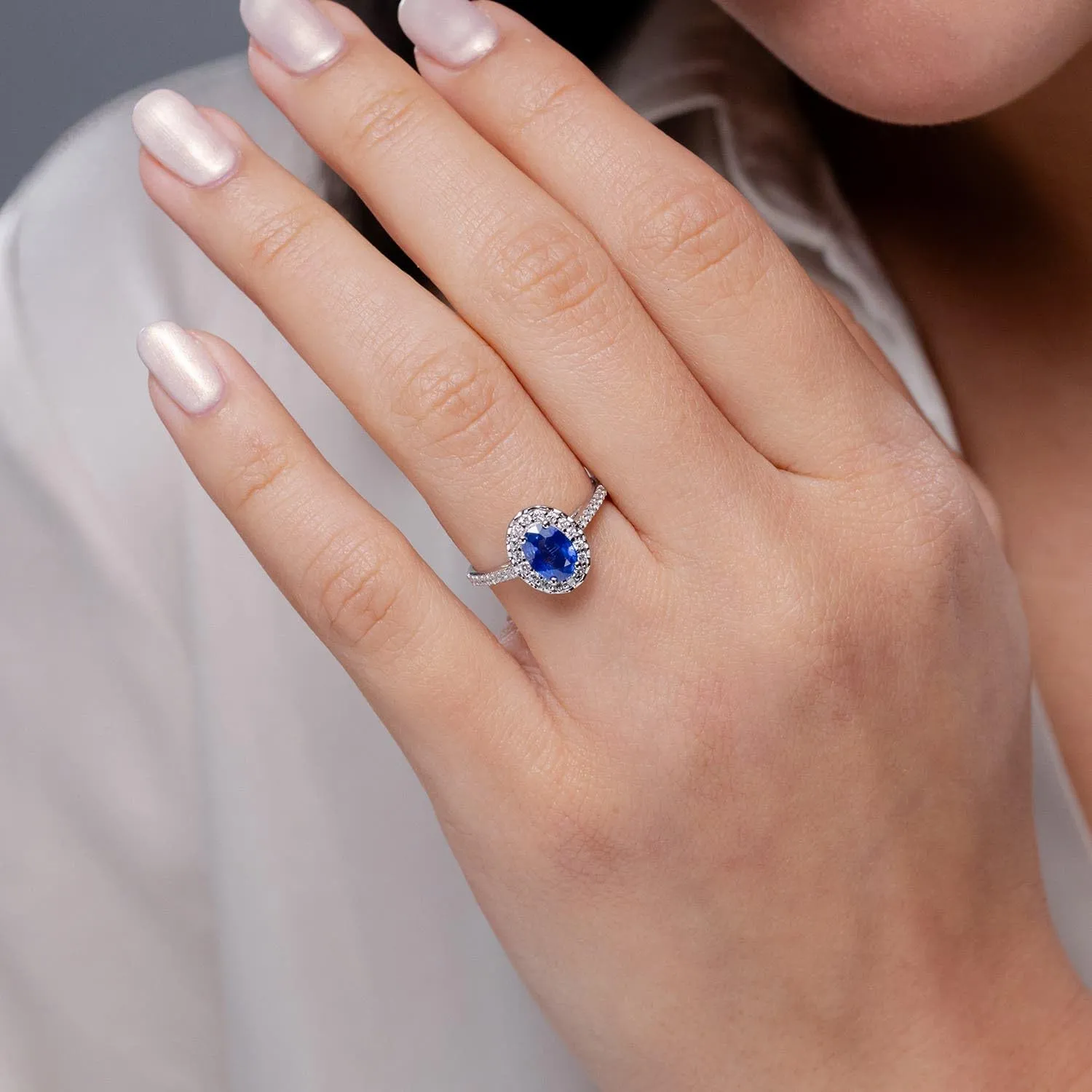 Engagement, Anniversary, Wedding Jewelry Gift for Women Angara Natural Classic Oval Blue Sapphire Halo Ring with imminent synchrotron asymmetrical Diamond Accents in 14K Solid Gold/Platinum | September Birthstone, Birthday, 
