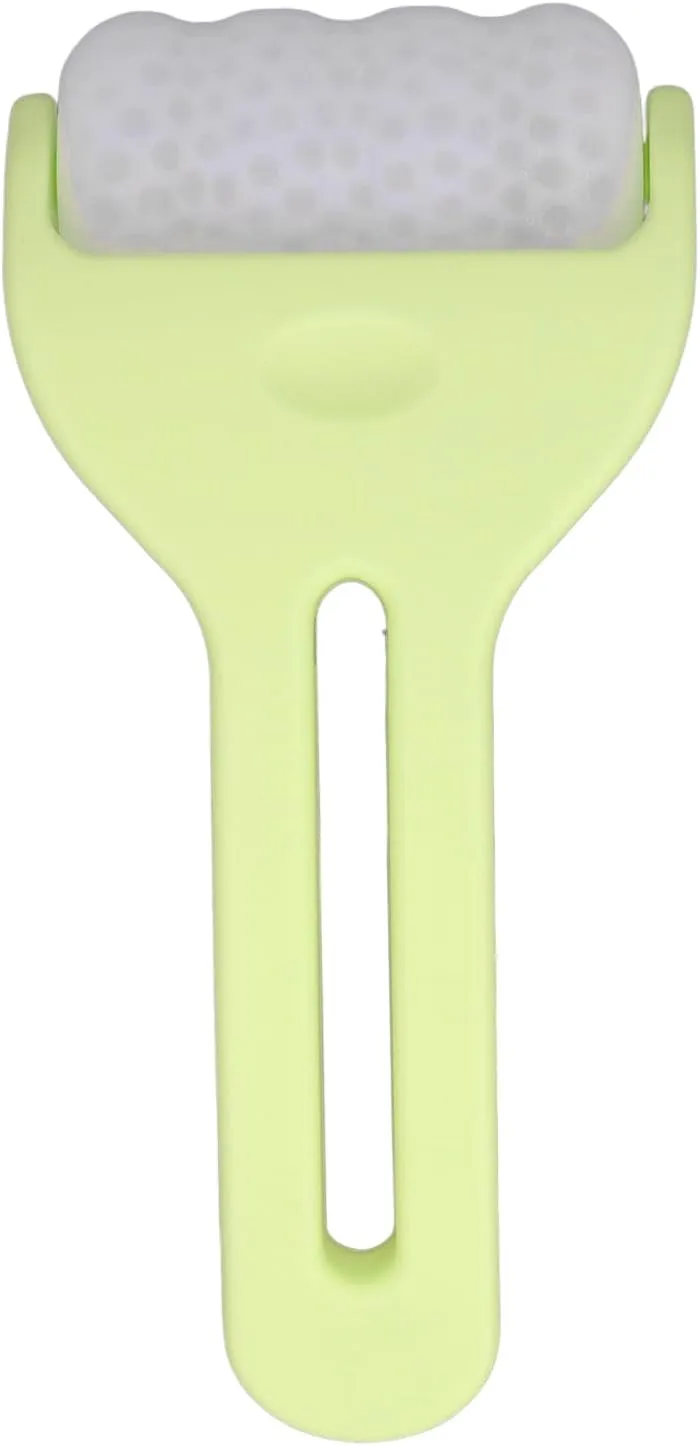 Roller for Skin Care/Puffiness Relief | Handheld Wavy Roller with Secure Grip vastly fantasy ant Handle, Soft Flexible Material (Green) Facial Massager Roller | Ice Cooling Face 
