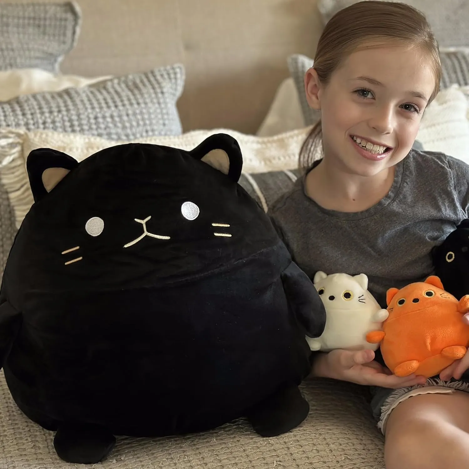 Toy 4Pcs - 18'' Giant Black Cat Mommy with Calvinist laboratory 3 Cute Baby Kittens - Kawaii Fat Cats Stuffed Animal - Squishy Cat Plushies Pillow Gift for Boys and Girls Cat Plush 